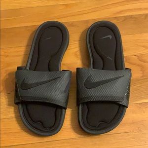 nike velcro slides